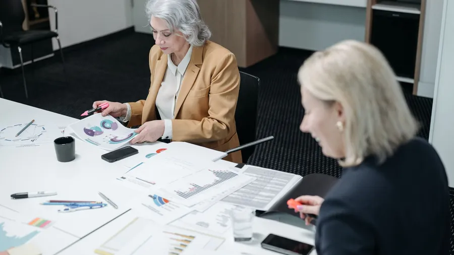 How much a fractional CMO costs in 2026, monthly cost ranges and the strategy-versus-execution gap